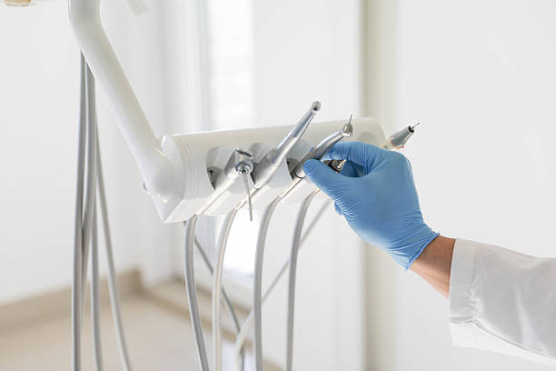 24/7 Emergency Dental Veneers experts in Oak Park, MI